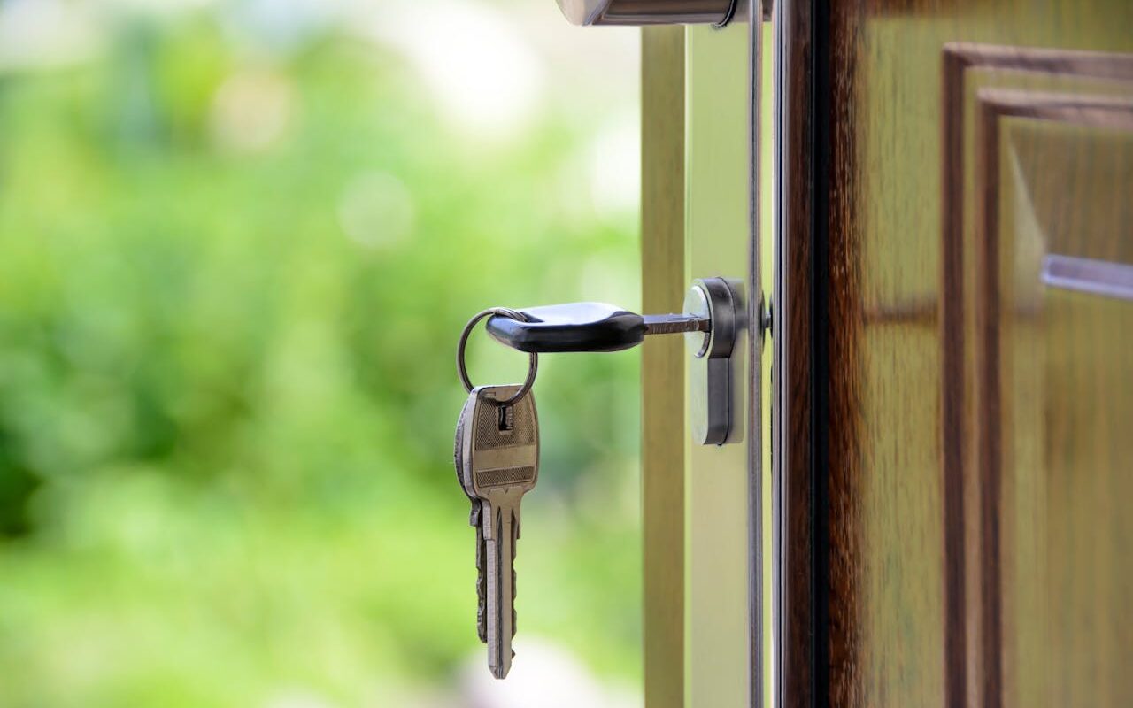 Zelf je huis verkopen hoeveel tijd kost dat eigenlijk met een internetmakelaar